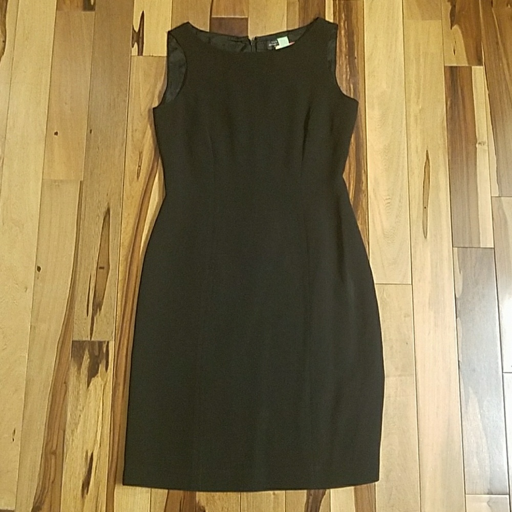 🌟Black Tahari Sleeveless Dress